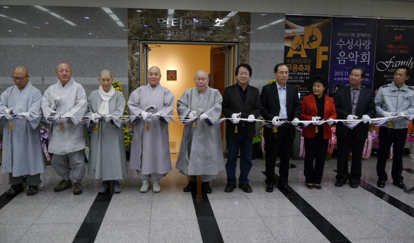 보현암 선진스님 개인전 ‘천강월’展 개막